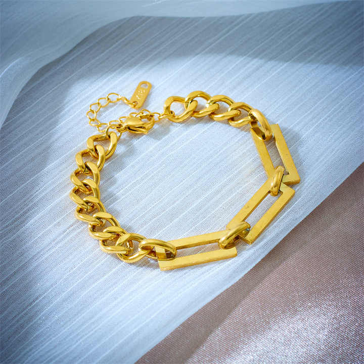 Necklace and Bracelet Jewelry Set For Women