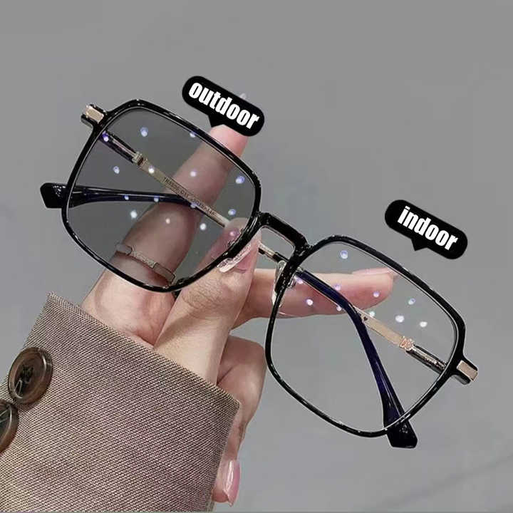 2055-1 Fashion Color Changing Anti blue Light Eyeglasses Square Frame Photochromic Computer Glasses Reading Glasses For Women